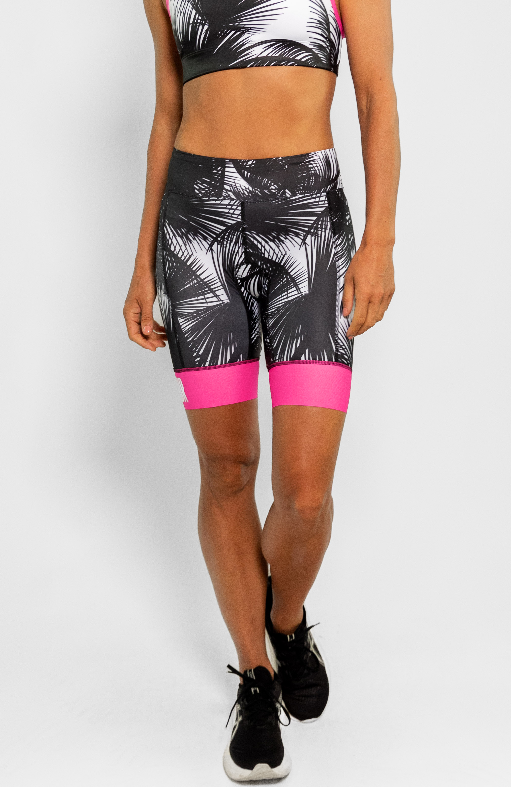 Coeur Sports 8 Inch Powerband Tri Short Women's 8" Triathlon Shorts in Aloha 26