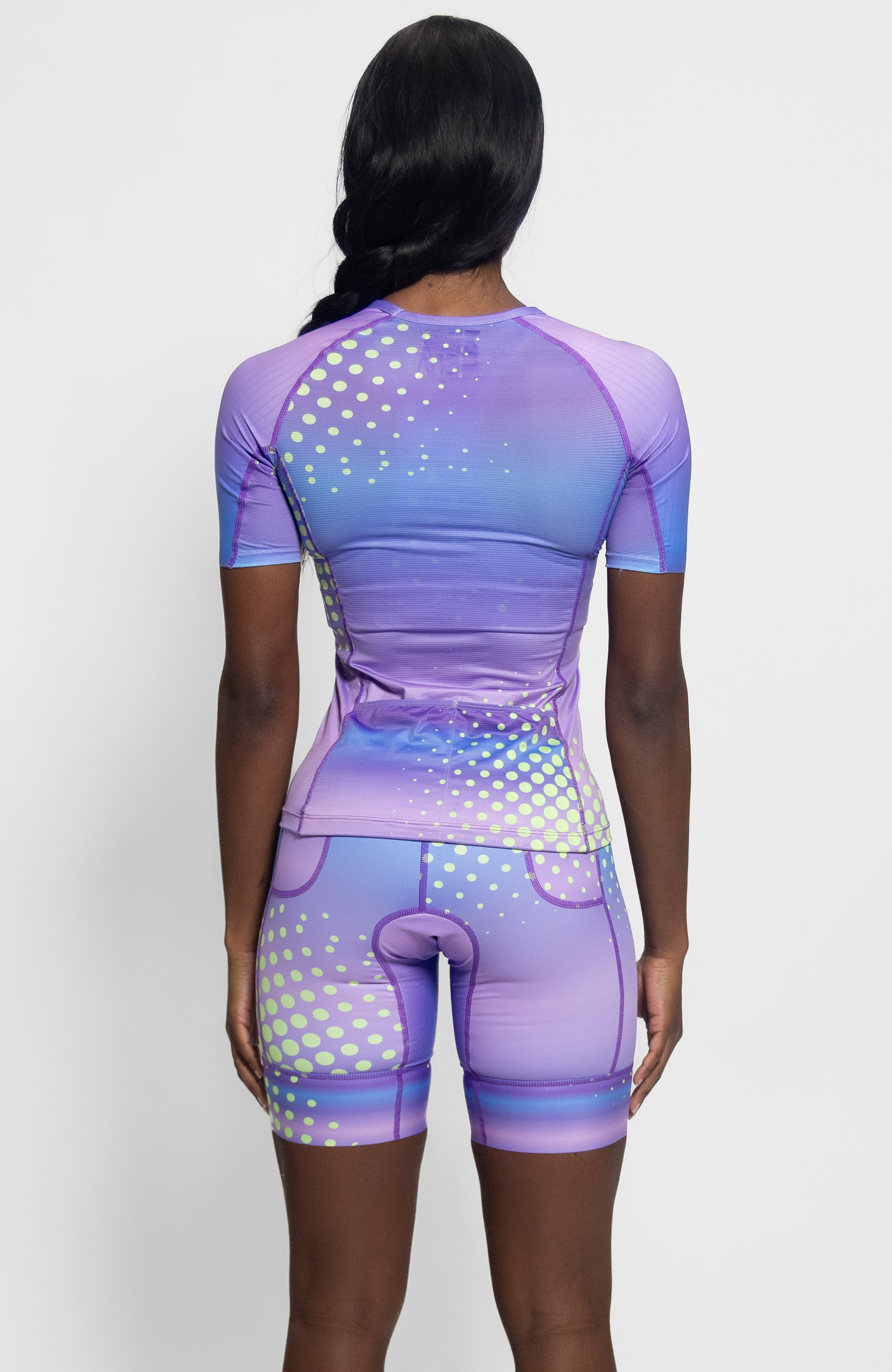 Coeur Sports Aero Tri Top Women's Sleeved Triathlon Aero Top in Plush