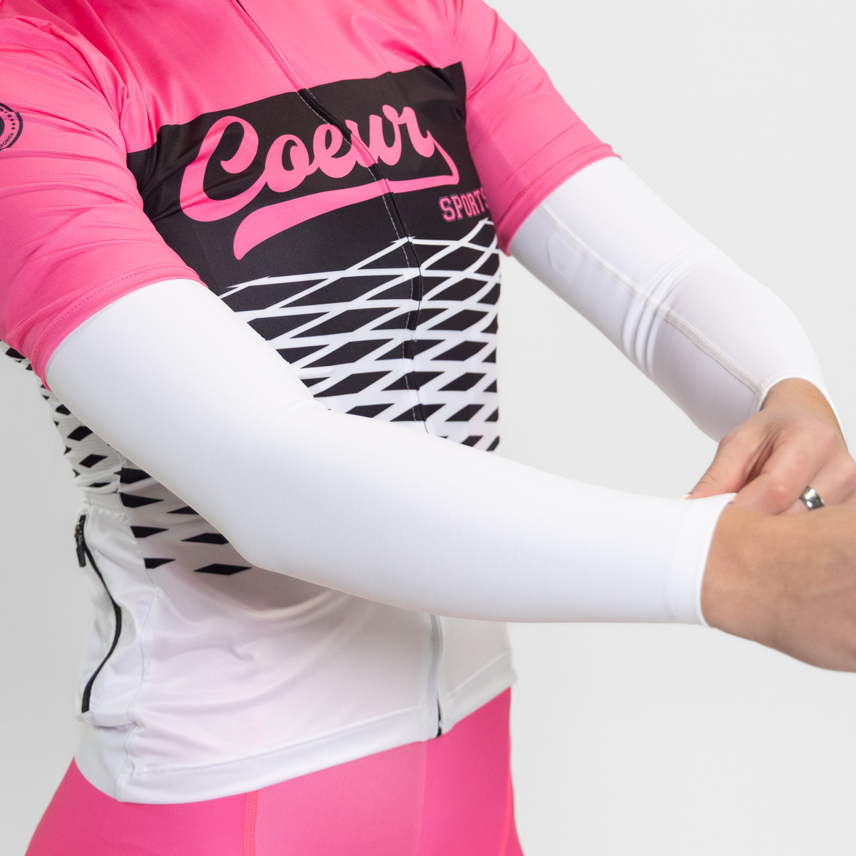 Thermal Arm Warmers in White – Coeur Sports