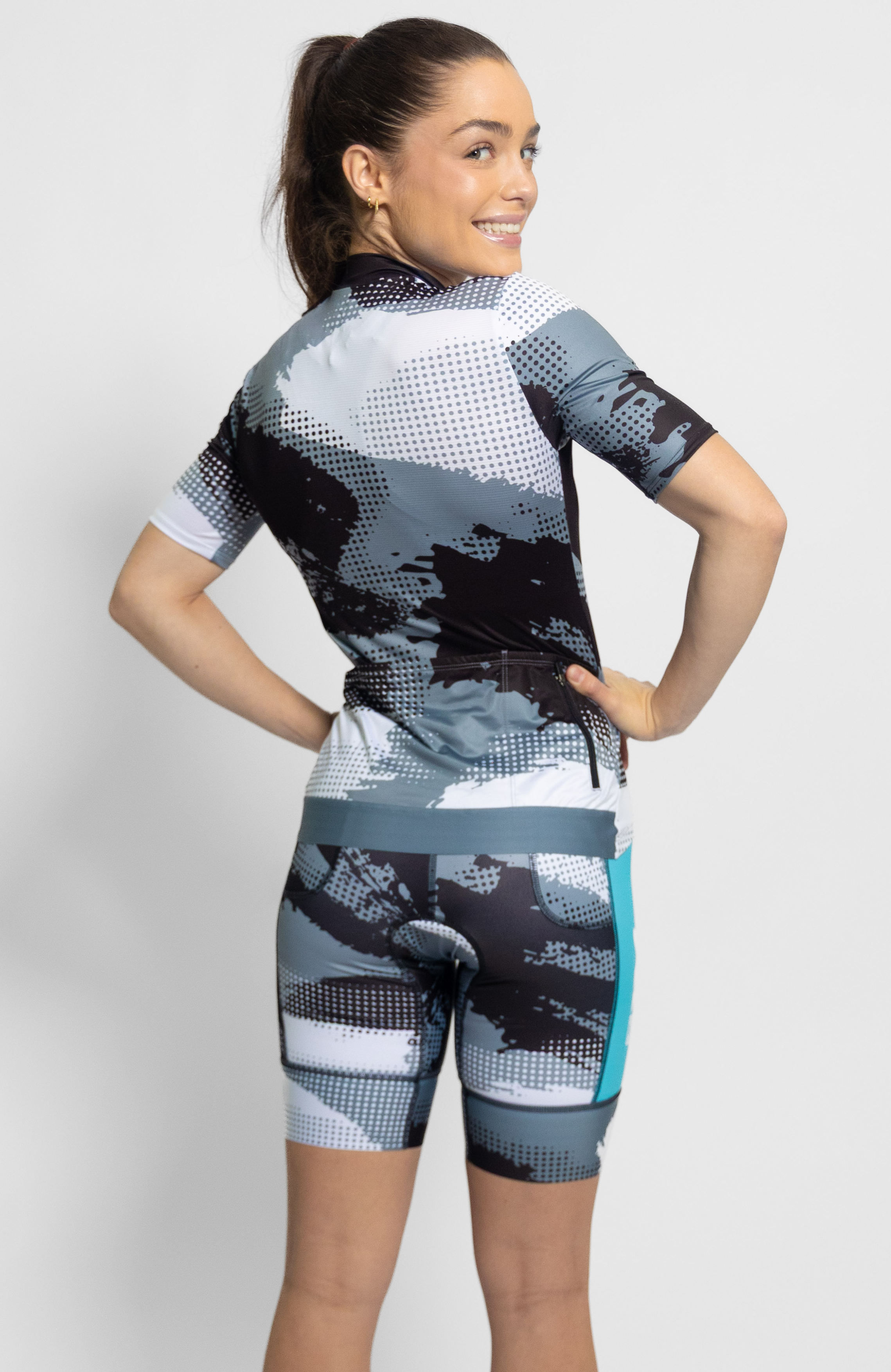 Coeur Sports Cycling Jersey Women's Cycling Jersey in Wired