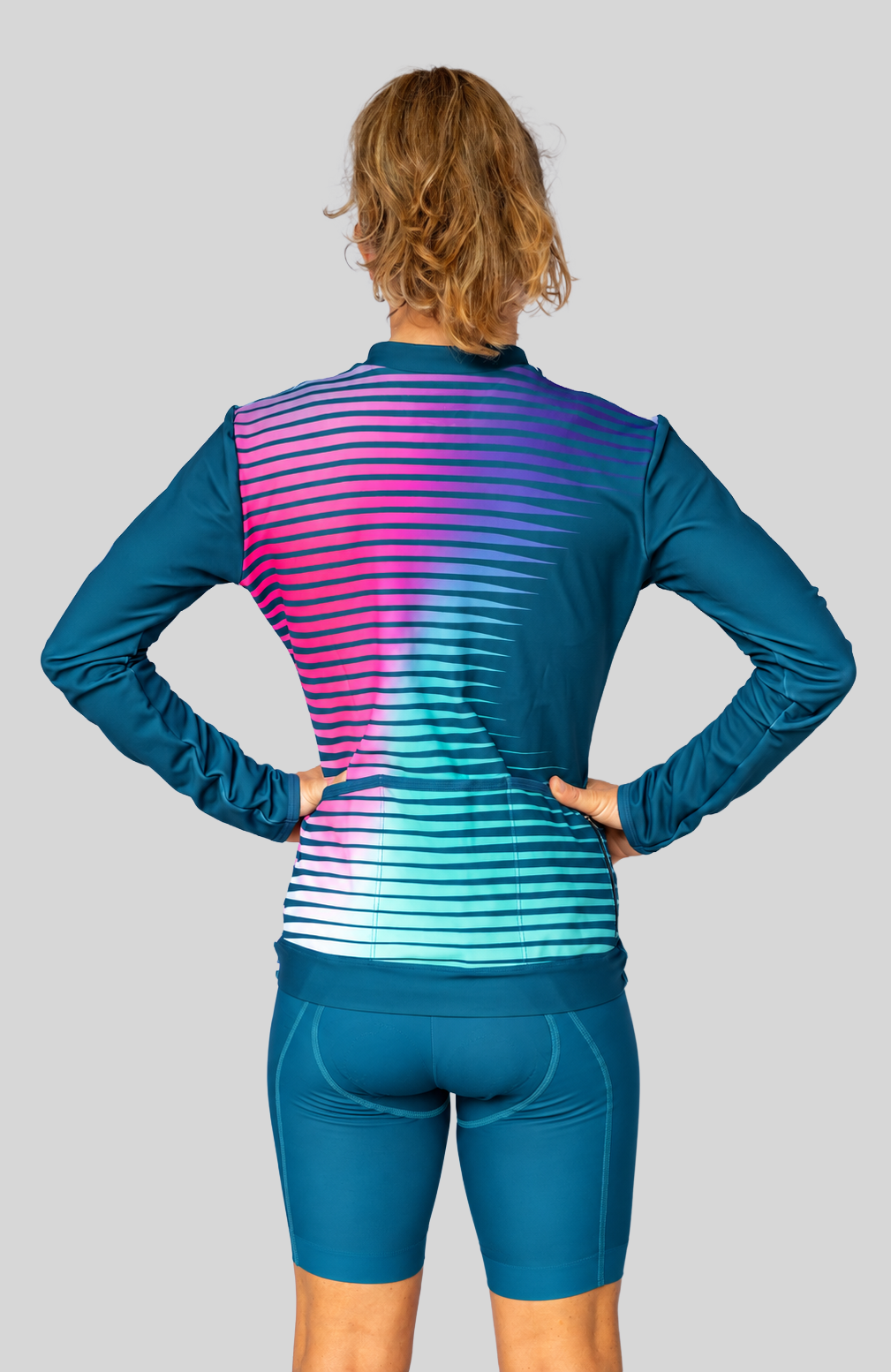 Coeur Sports Long Sleeve Cycling Jersey Thermal Cycling Jersey in Marine Layer