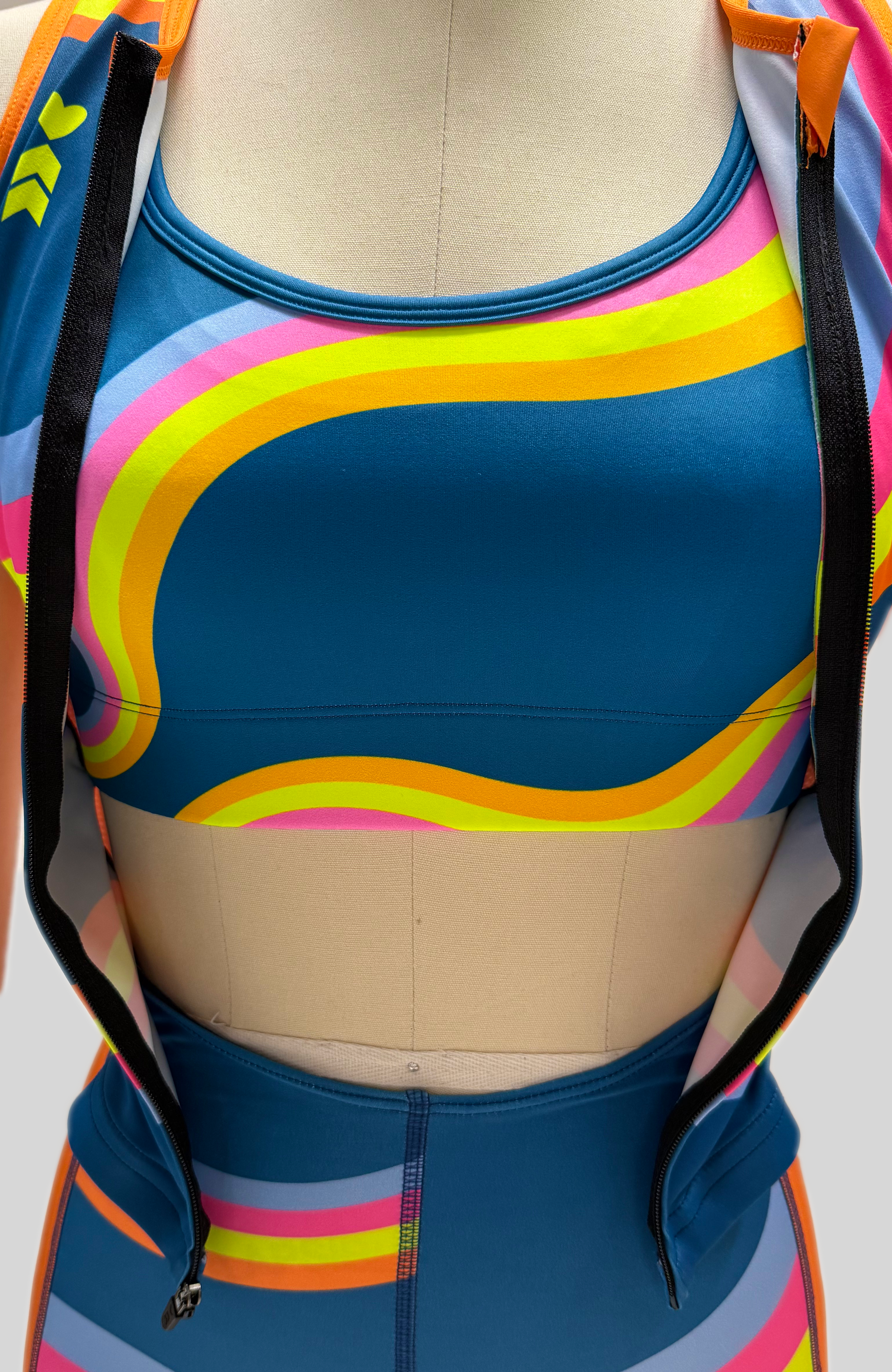 Coeur Sports Sleeved Tri Suit Sleeveless Trisuit in Groovy