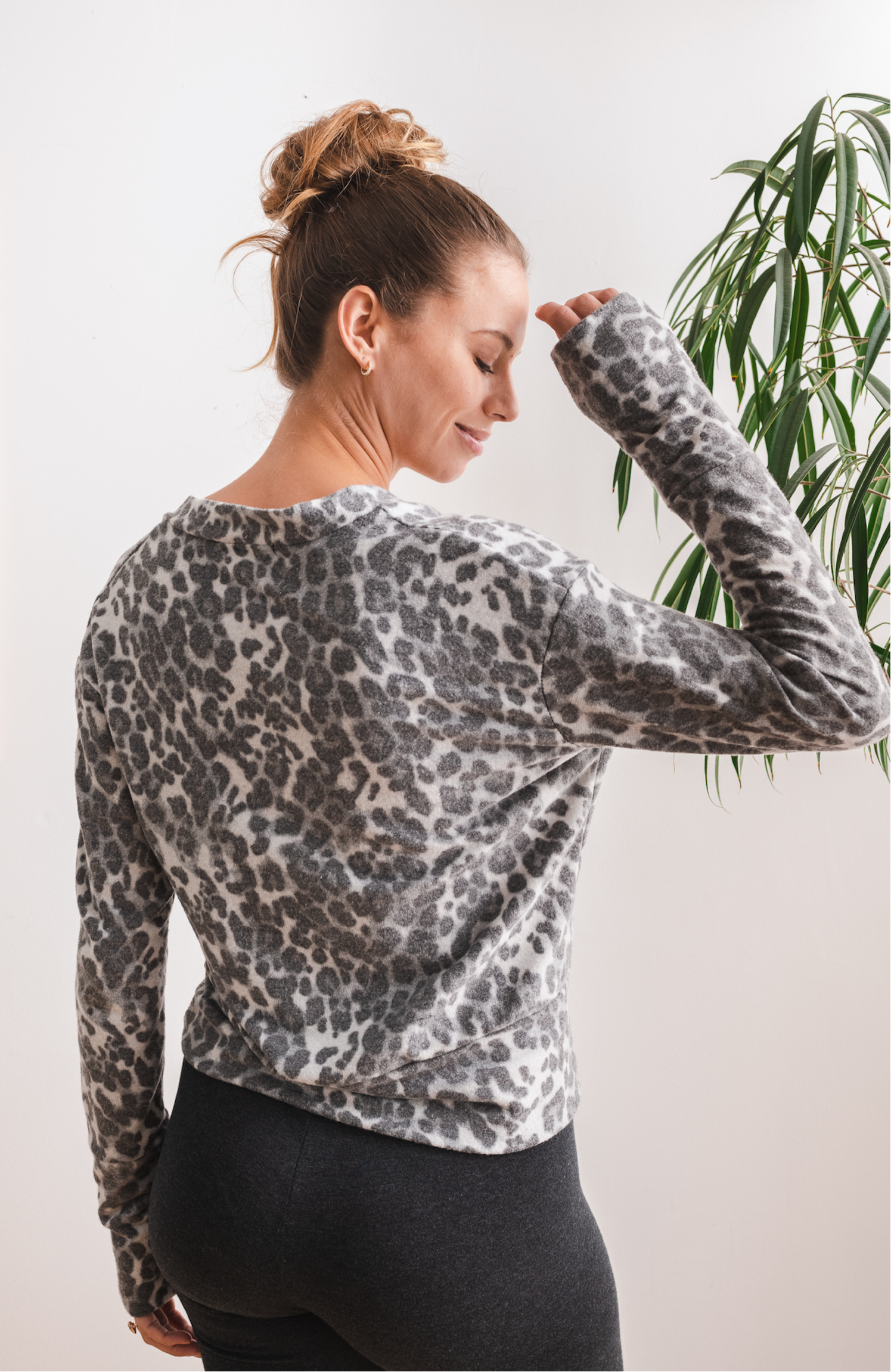 Nuzzle Clothing Nest Sweater - Snow Leopard
