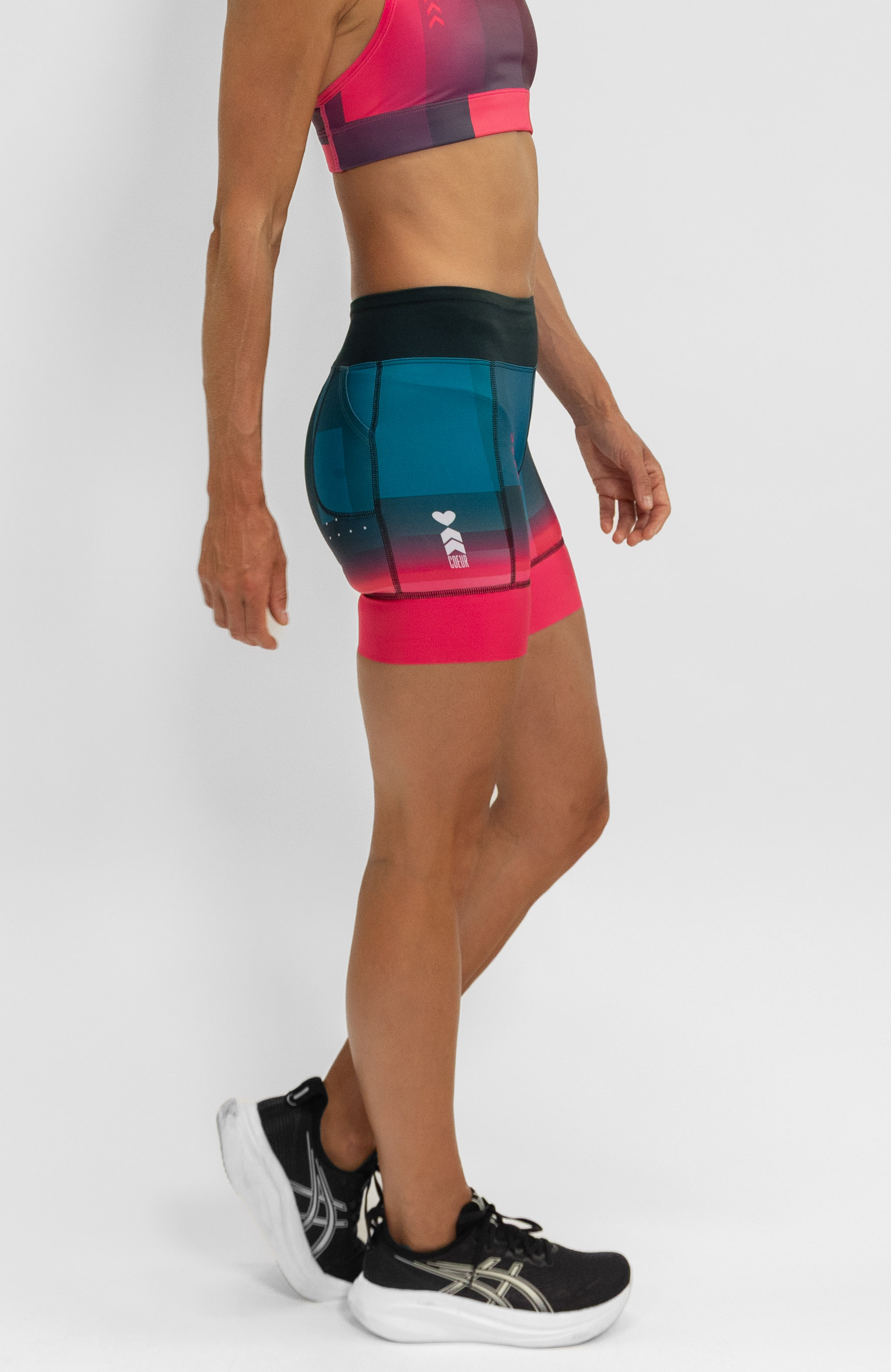 Coeur Sports 5 inch Powerband Tri Short Women's 5" Triathlon Short in Bougainvillea