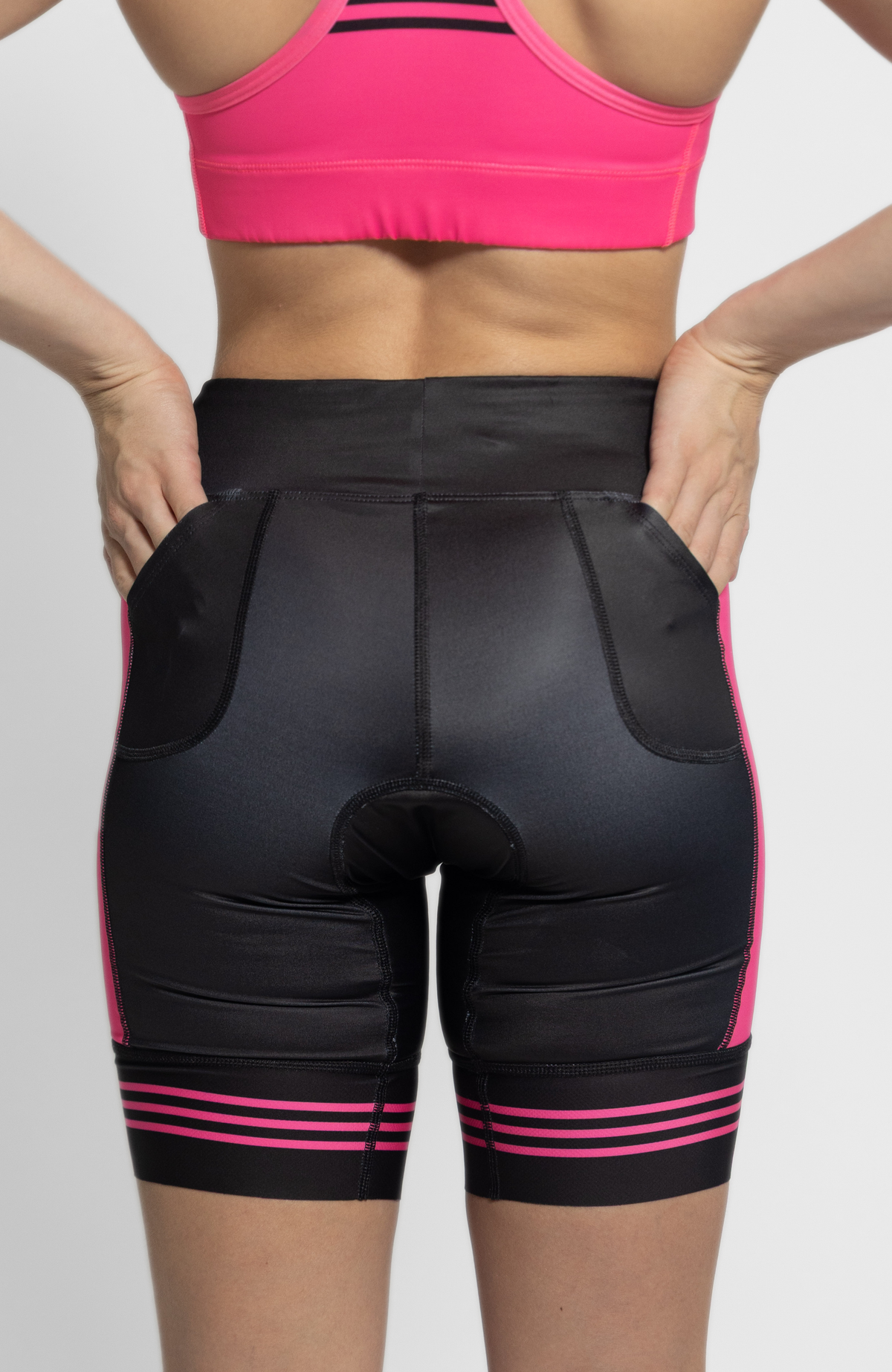 Coeur Sports 8 Inch Powerband Tri Short Women's 8" Triathlon Shorts in Pink Signature