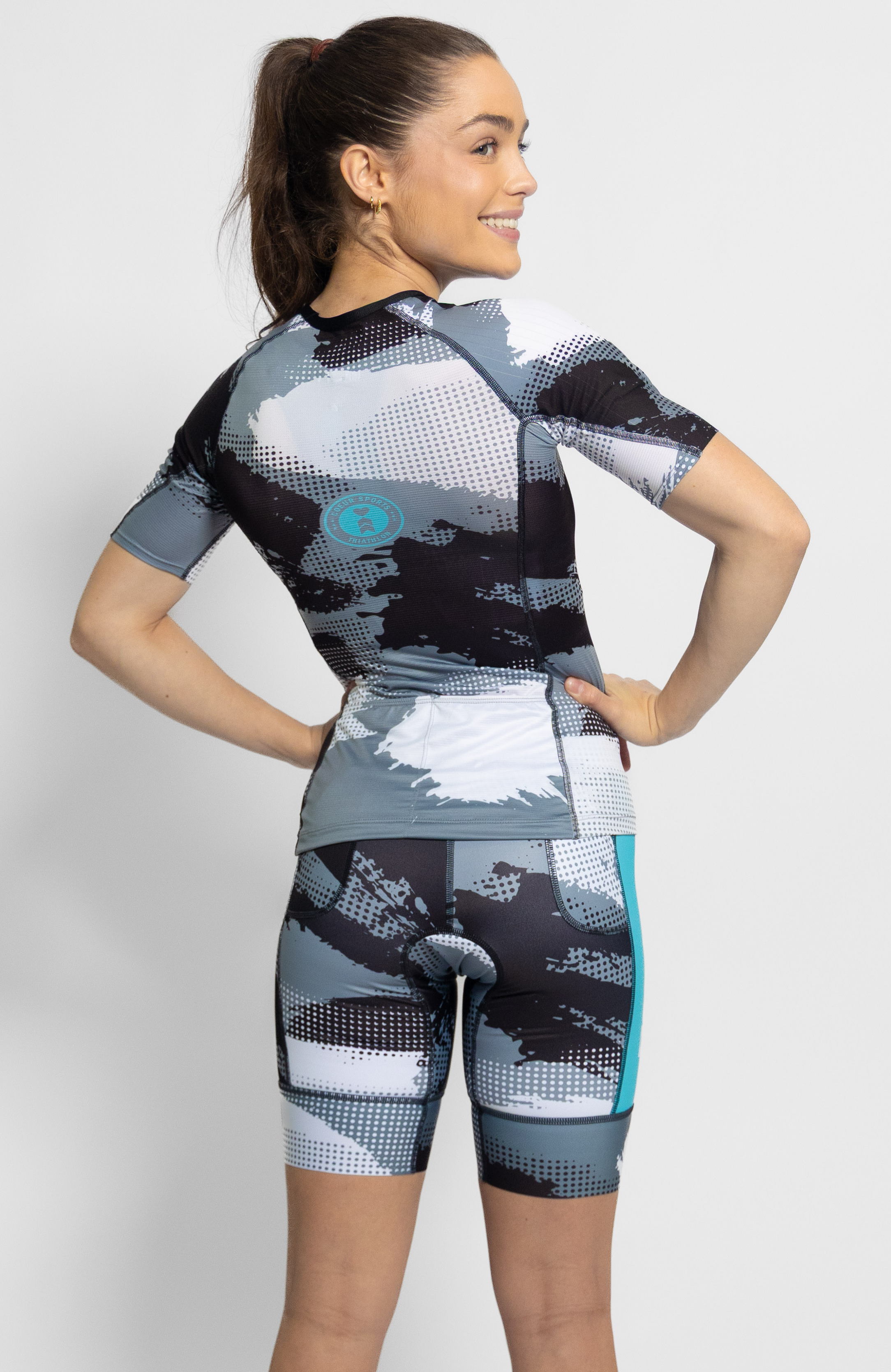 Coeur Sports Aero Tri Top Women's Sleeved Triathlon Aero Top in Wired