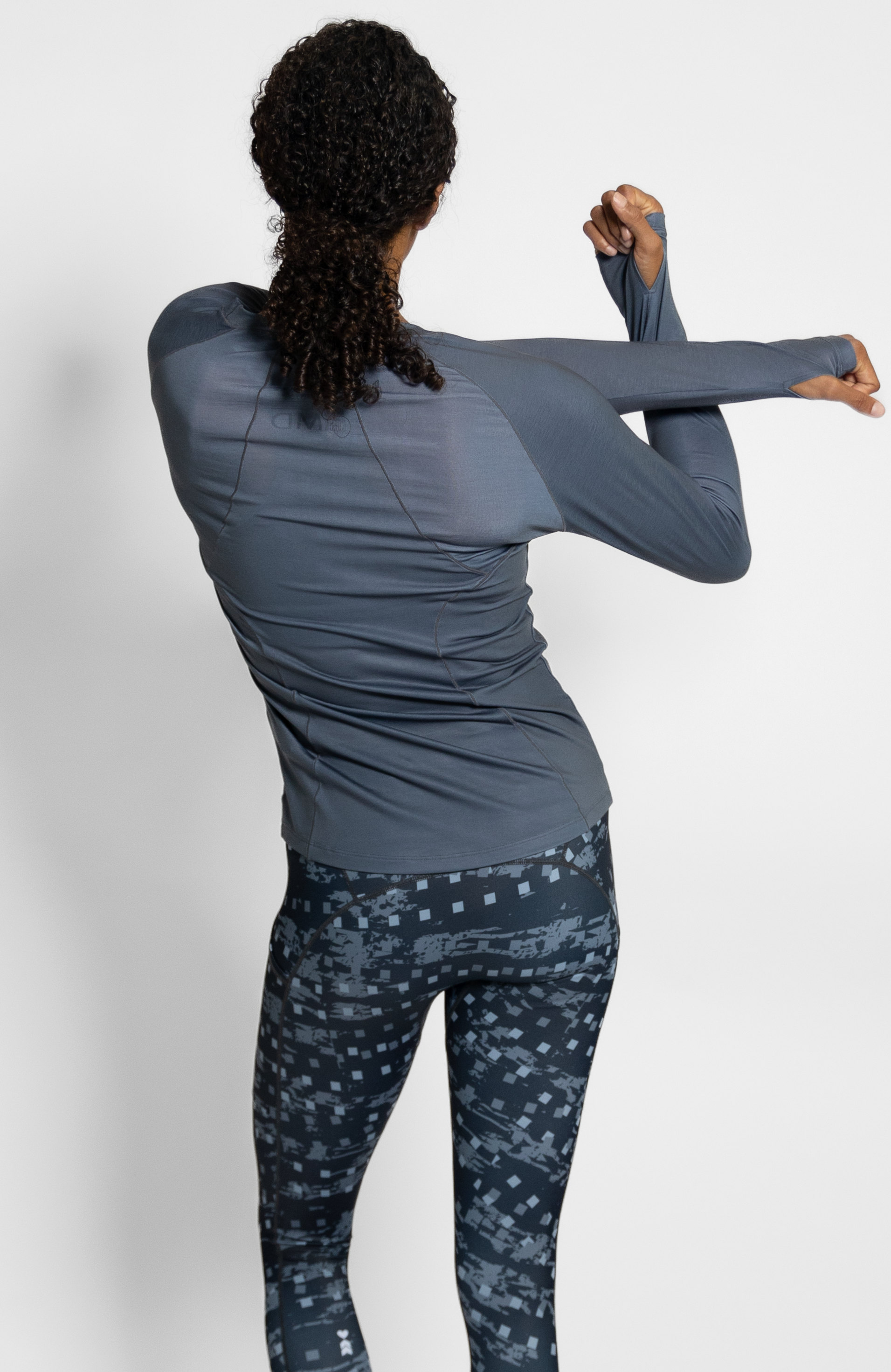 Coeur Sports Merino Wool Run Top Onyx Women's Merino Wool Long Sleeve Run Top