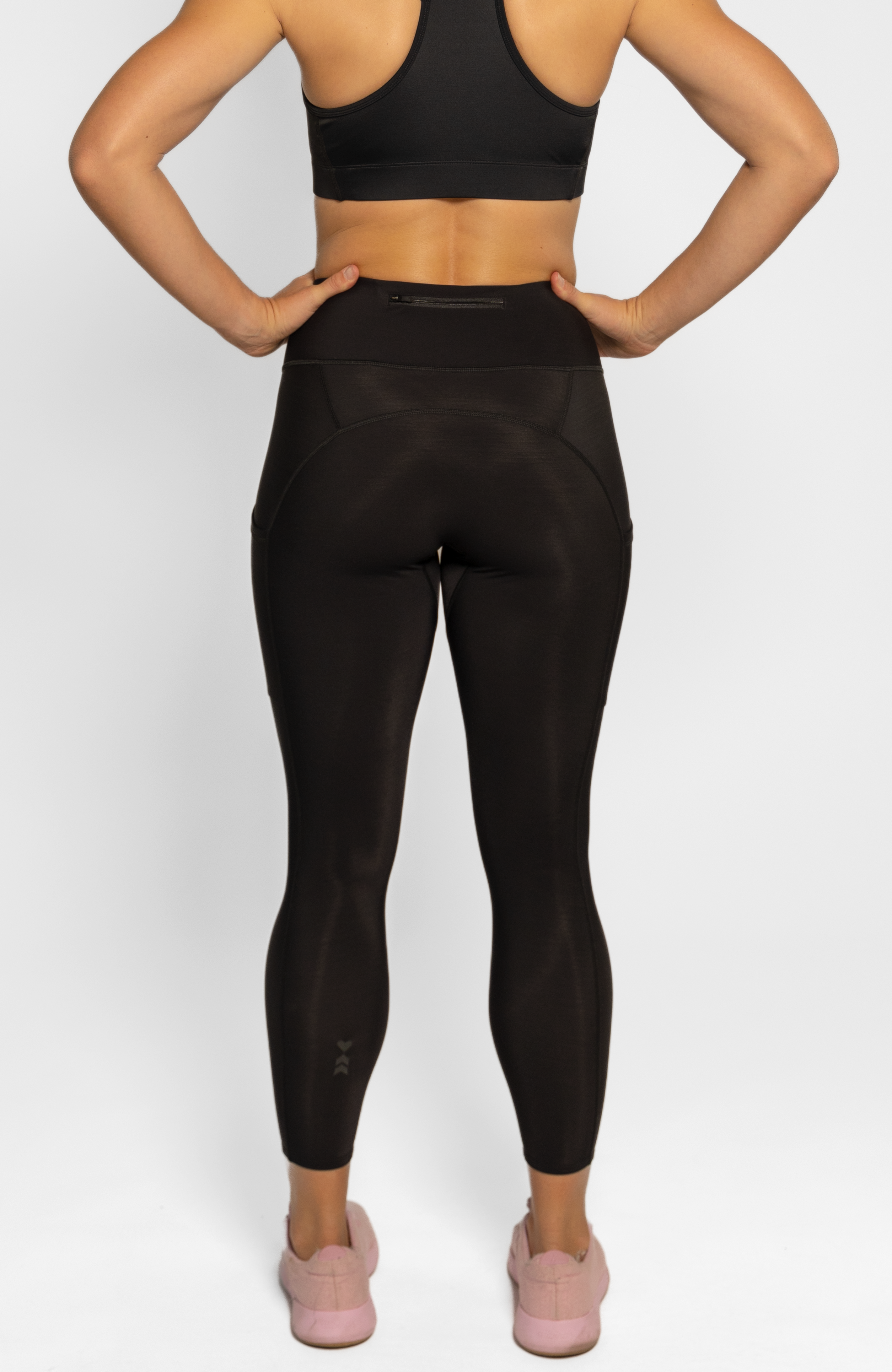 Black running top tights women's
